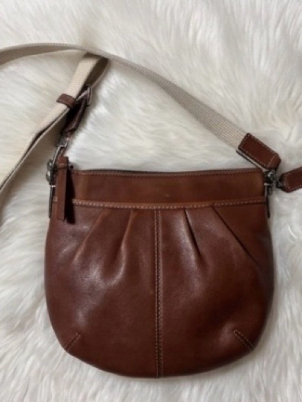 COACH Brown Leather Pleated Crossbody Bag Purse - Picture 2 of 9